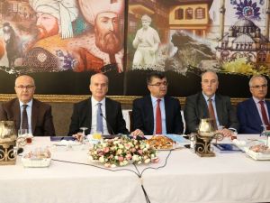 Manisa CBÜ’de FETÖ’den 132’si akademik, 152 personel atıldı