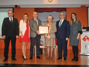 ‘Mezuniyet sonrasına ekonomiyle hazırlıklı olun’