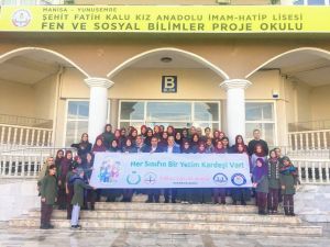 Harçlıklarını biriktirerek yetim kardeşlerine sahip çıktılar