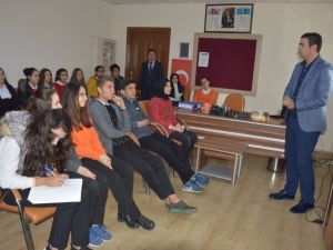 Öğrencilere teknoloji bağımlılığı semineri