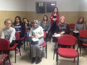 Yurt öğrencilerine haftada 4 gün yabancı dil kursu