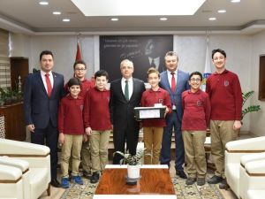 Avrupa Şampiyonlarına anlamlı hediye