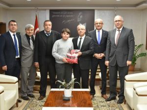 Salihlili öğrenci Türkiye üçüncüsü oldu