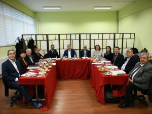 Ege Üniversitesine pazar günü tatil yok