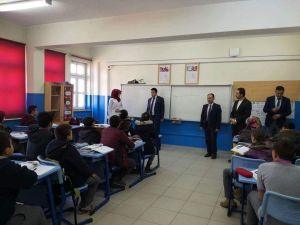 Altıntaş’ta ’on parmak hızlı klavye kursu’na ilgi