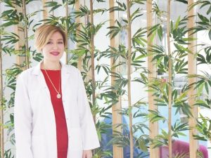 Ameliyatsız yüz germe teknikleri