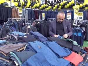 İndirim çadırı vatandaşları bekliyor