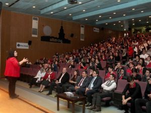 Eğitim uzmanı Şirin: “Her insan başarılı olmak ister ama asıl amaç iyi insan olmaktır"