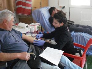 Sarıgöl’de iki günde 70 ünite kan toplandı