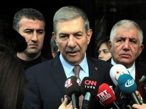 Sağlık Bakanı Demircan Hasan Celal Güzel’i ziyaret etti