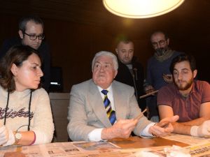 “Ölü dillerin efendisi” Sümerolog Veysel Donbaz Bergama’da