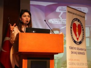 Dünyada her altı saniyede bir kişi sigara yüzünden ölüyor