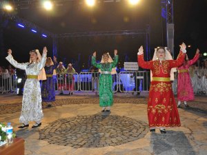 Kardeş Kentler Festivali Kuşadası’nda Başladı