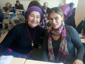 DPÜ Olgun Gençler Üniversitesi’nin öğrencileri İngilizce öğreniyor