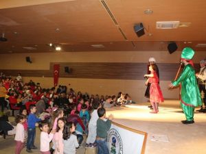 ‘Kahramanlar Kumpanyası’ Germencikli çocuklarla buluştu