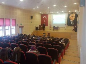 Altıntaş Meslek Yüksekokulu’nda ’İş Sağlığı ve Güvenliği’ eğitimi