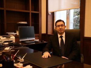 Rektör Prof. Dr. Budak, yardımcılarını belirledi