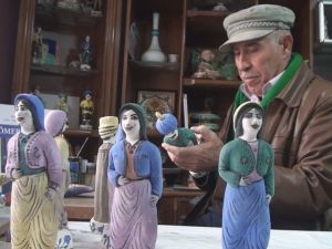 Çiniye gönül veren bir usta