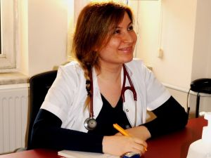 Sarıgöl Devlet Hastanesine iki uzman doktor atandı