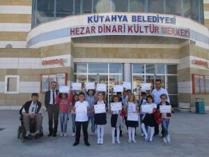 Aslanapa Halk Eğitim Merkezi konsere hazırlanıyor