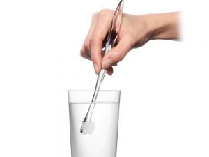 Nanoteknolojik macunsuz diş fırçası