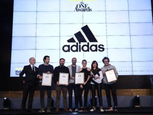 adidas yılın en itibarlı spor markası seçildi