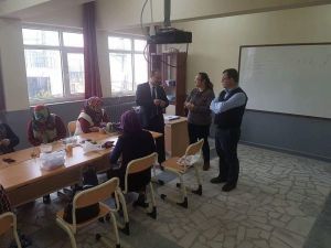 Müdür Tanrıkulu: Hedefimiz ilçe ekonomisine katkı sağlayacak kurslar açmak