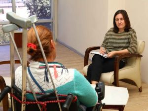 Bayraklı’da engellilere psikolojik destek