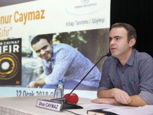 Onur Caymaz Konak’ya okuyucularıyla buluştu