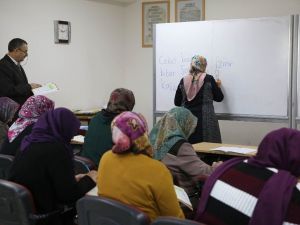 Buca’da geç gelen öğrencilik