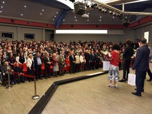 ’Şaka Gibi’ oyununa yoğun ilgi