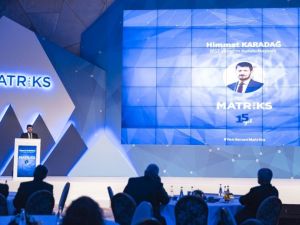 Yapay zeka borsa ekranlarına taşınıyor