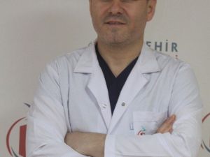 Bel ağrısı en çok 20 ile 40 yaşları arasında görülüyor