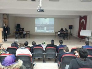 Lise öğrencilerine bilim oyunları şenliği