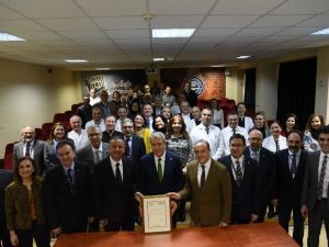 Ege Üniversitesi sağlık alanında tek yumruk