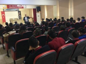 Milas’ta öğrencilere temel dil bilgisi semineri