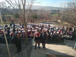 Öğrencilerin karneleri jandarmadan