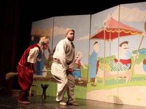 Miniklerden ’Çocuk Tiyatrosu Şenliği’ne yoğun katılım