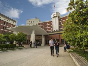 İzmir Ekonomi’nin yüksek lisans programları vizyon tazeliyor