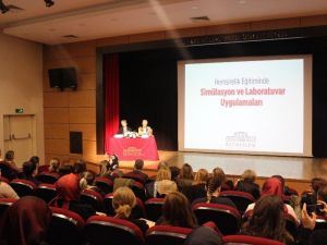 Hemşirelik eğitiminde simülasyon ve laboratuvar uygulamalarının önemi