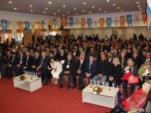 Kuşadası AK Parti’nin yeni ilçe başkanı Mustafa Gökçe oldu