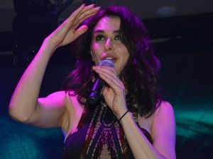 Ayşe Hatun Önal Uludağ’ı salladı