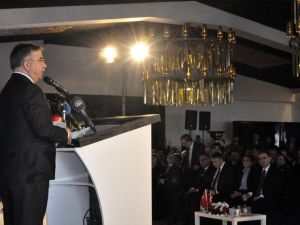 Gölbaşı Kent Meydanı ve Eğitim Kampüsü Protokolü imzalandı