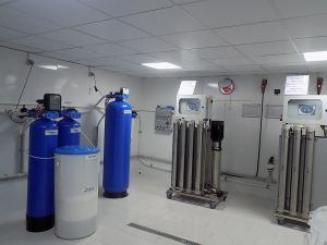 Yardım Vakfı’ndan diyaliz merkezine su arıtma cihazı