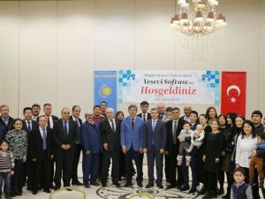 Kazak öğrenciler ‘Yesevi Sofrası’nda bir araya geldi