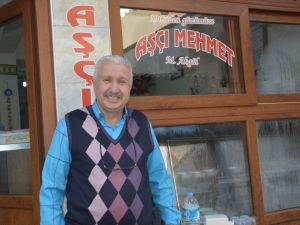 Lokantacılar yemek kartlarından dertli