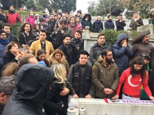 Barış Manço, ölümünün 19’uncu yılında mezarı başında anıldı