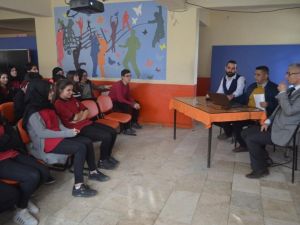 Selendi’de öğrencilere sigaranın zararları anlatıldı