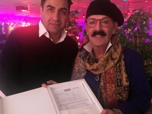 Ünlü modacı Cemil İpekçi vücudunu sigortalattı