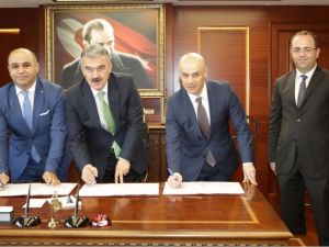 Petkim’in 8. okulu Bayraklı’ya